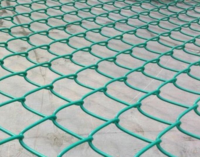 Hook fence net production