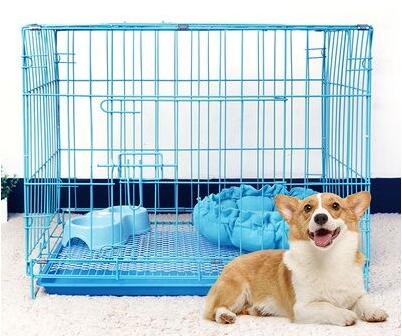 Pet cage made of plastic tray
