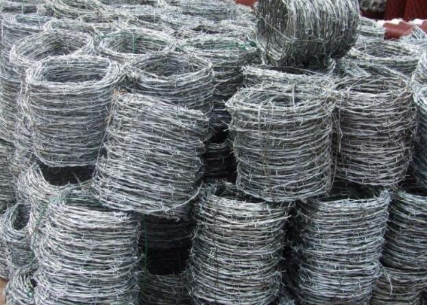 What are the characteristics of the blade stabbing rope?