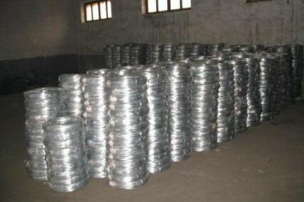 Drawing method of large coil galvanized wire