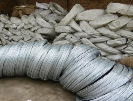 Package and bind galvanized wire
